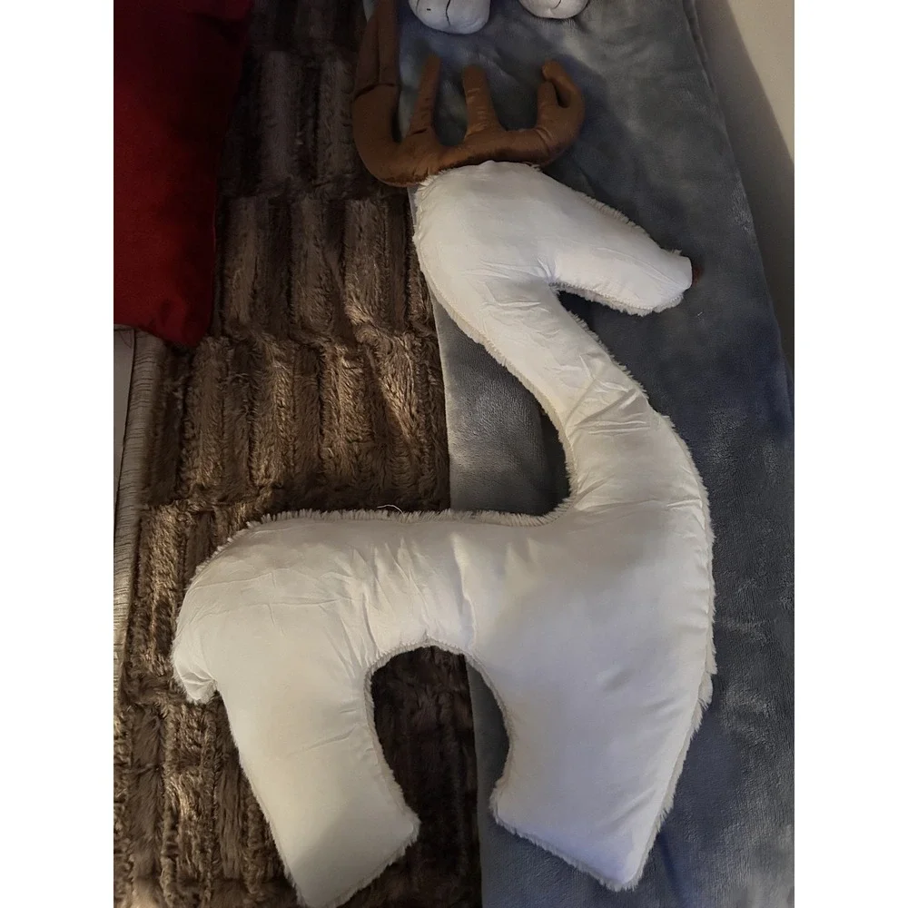 Plush Deer-Shaped Neck Pillow